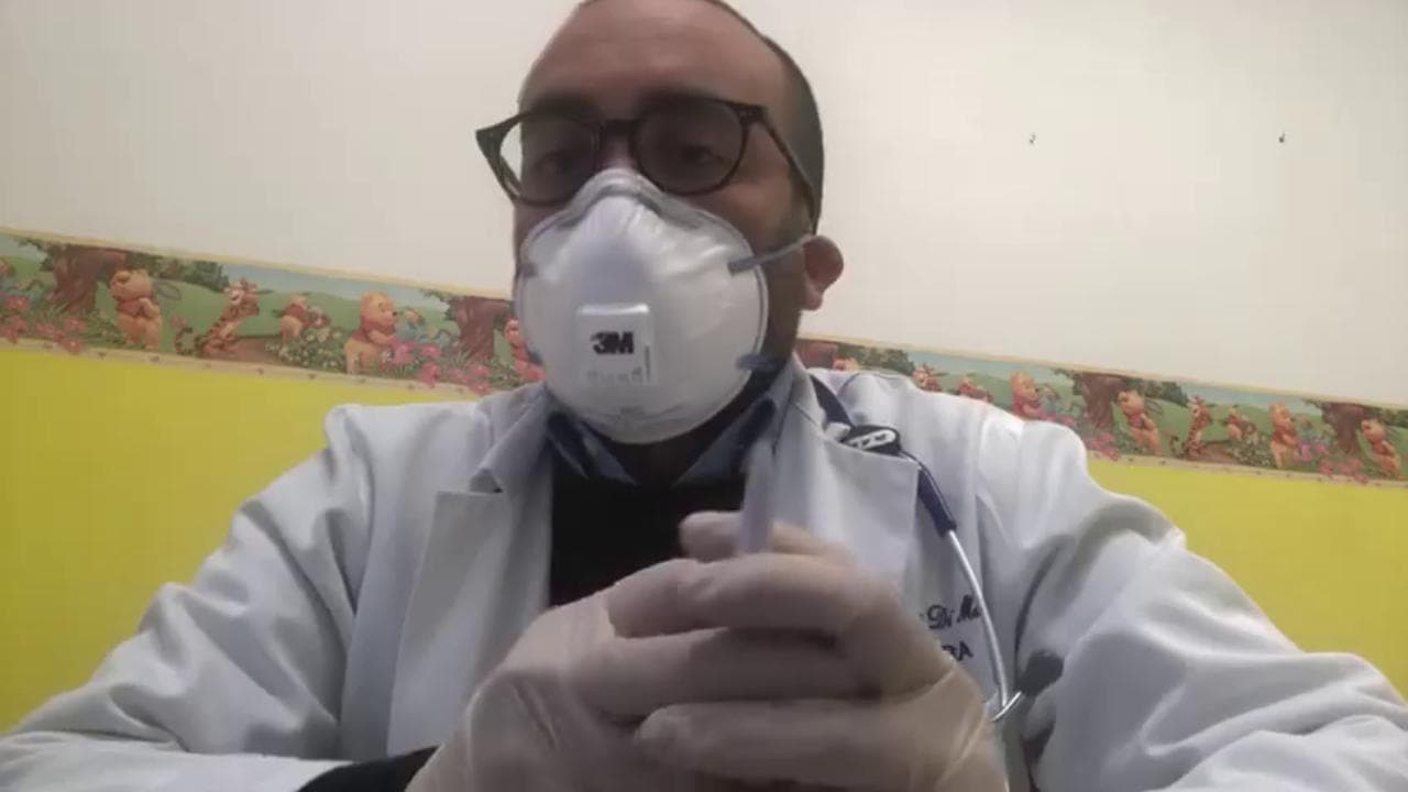 Coronavirus, il pediatra barese spiega come proteggere i bambini: "Teneteli lontani da ambulatori e ospedali" - la Repubblica