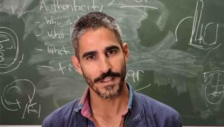 Anteprima: Giornalista che insegna a Bari in carcere in Kuwait da 40 giorni: “Accuse false, liberate…