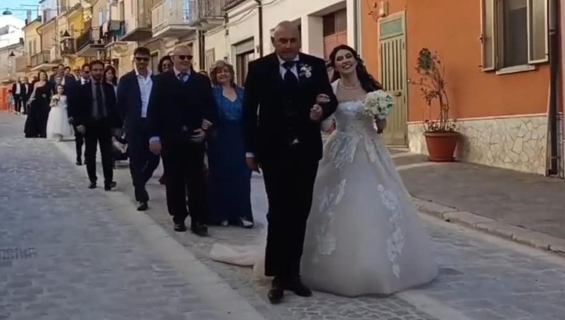 Carlantino celebra il sì di Gianni e Serena