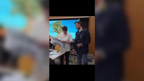 Agli esami di terza media il tema è sulla lotta alla mafia, la Polizia agli orali: "Fieri di te"