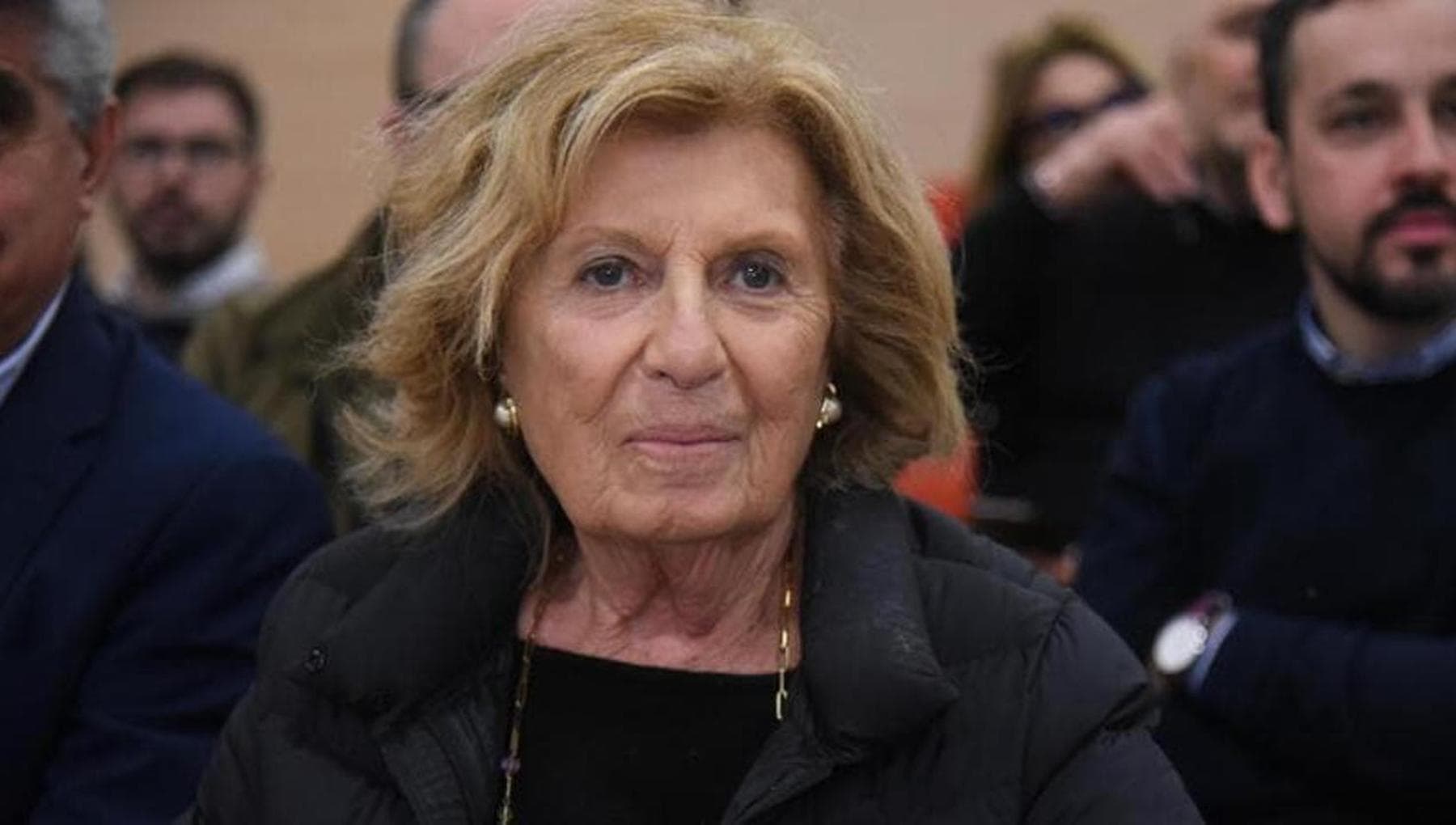 Esultarono sui social dopo il furto in villa, Poli Bortone denuncia 76 haters e chiede mezzo milione