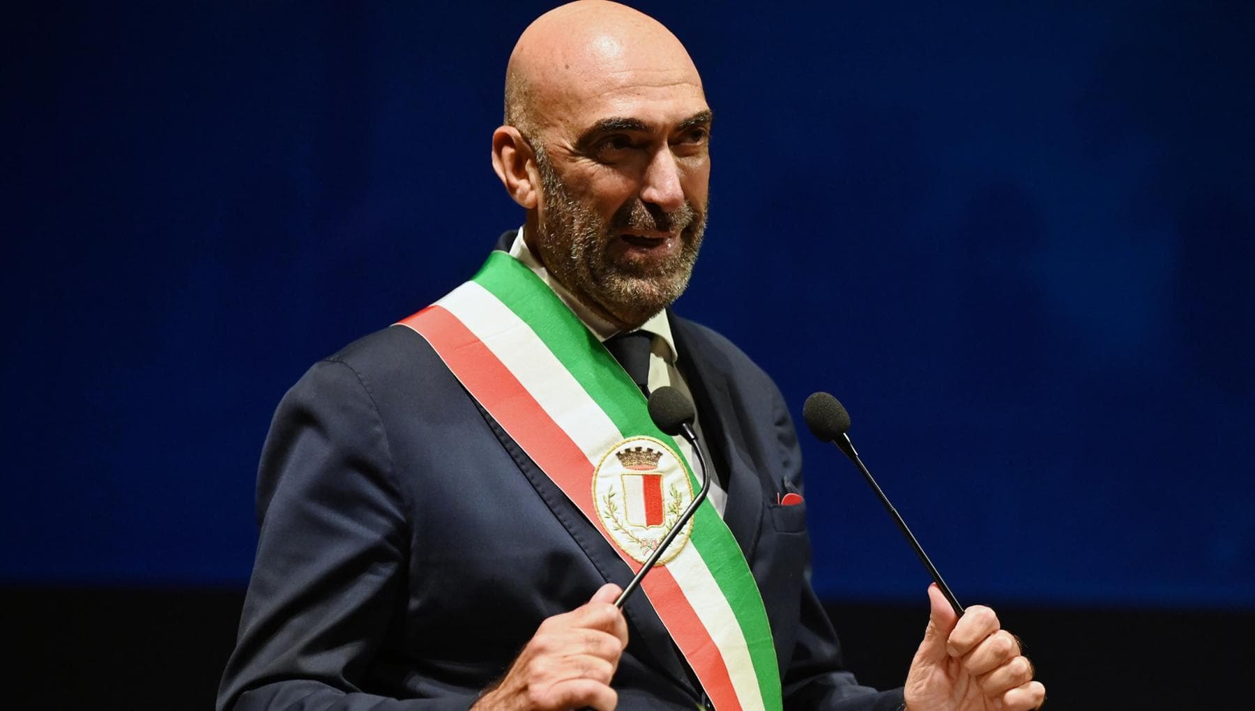 Leccese: “Le famiglie sono allo stremo per il carovita, il governo non lasci soli i sindaci”