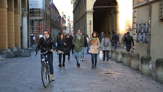 Università di Bologna, bici scontate alle matricole e riduzioni per bus e  treno - la Repubblica