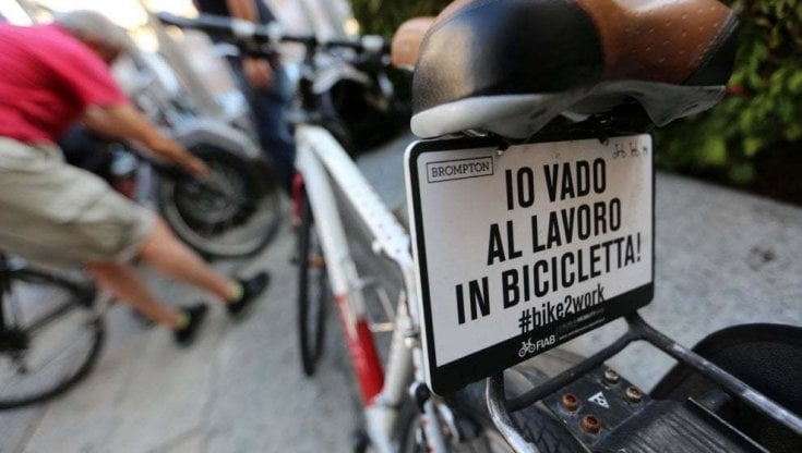 Bike to Work: incentivi anche nel 2021 per chi va al lavoro in bicicletta -  la Repubblica