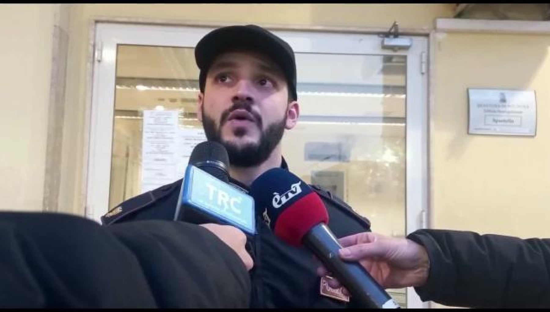 Bologna Meloni Praises The Policeman Who Saved A Child From