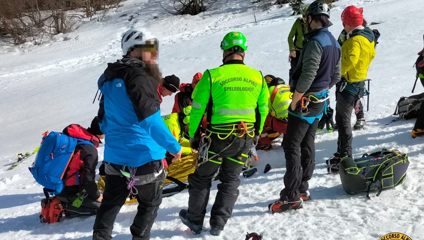 Appennino, alpinista cade e precipita per 100 metri al Corno alle Scale ...