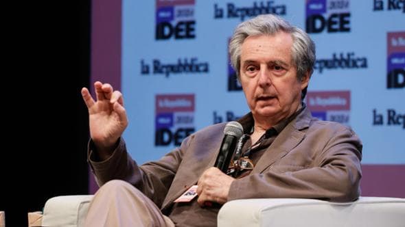 Premierato, il politologo Carlo Galli: “E’ un regime assoluto&nbsp;che non esiste in nessuna parte del mondo”
