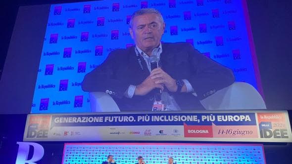 L’avanzata delll'anti democrazia: Ezio Mauro e Lucio Caracciolo raccontano i pericoli della stagione dei lunghi conflitti