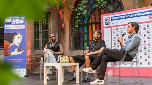 Moda e politica, Vezzoli: “Oggi la rivoluzione si fa col corpo”
