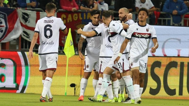 Il Bologna vince a Cagliari, Orsolini e Odgaard trascinano i rossoblù