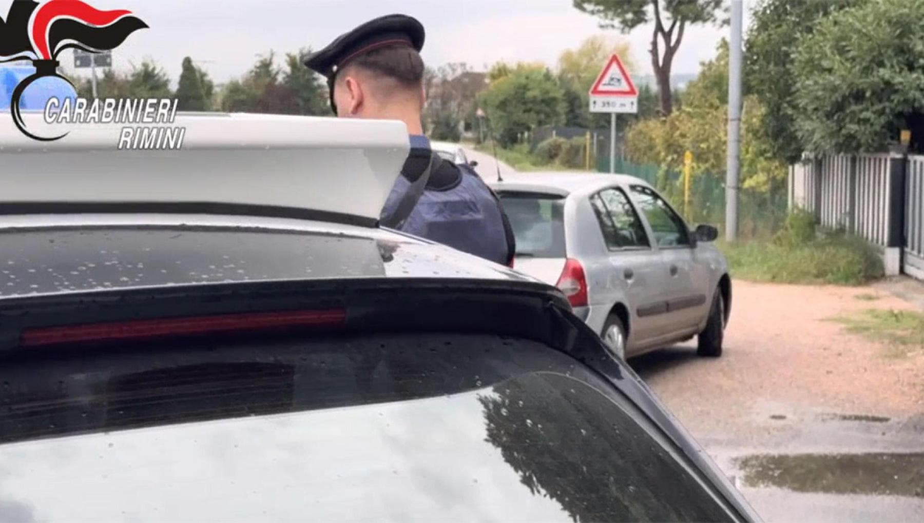Rimini, iki ebeveyn tutukladı: “Kızını kombine bir evliliği kabul etmeye zorladılar”