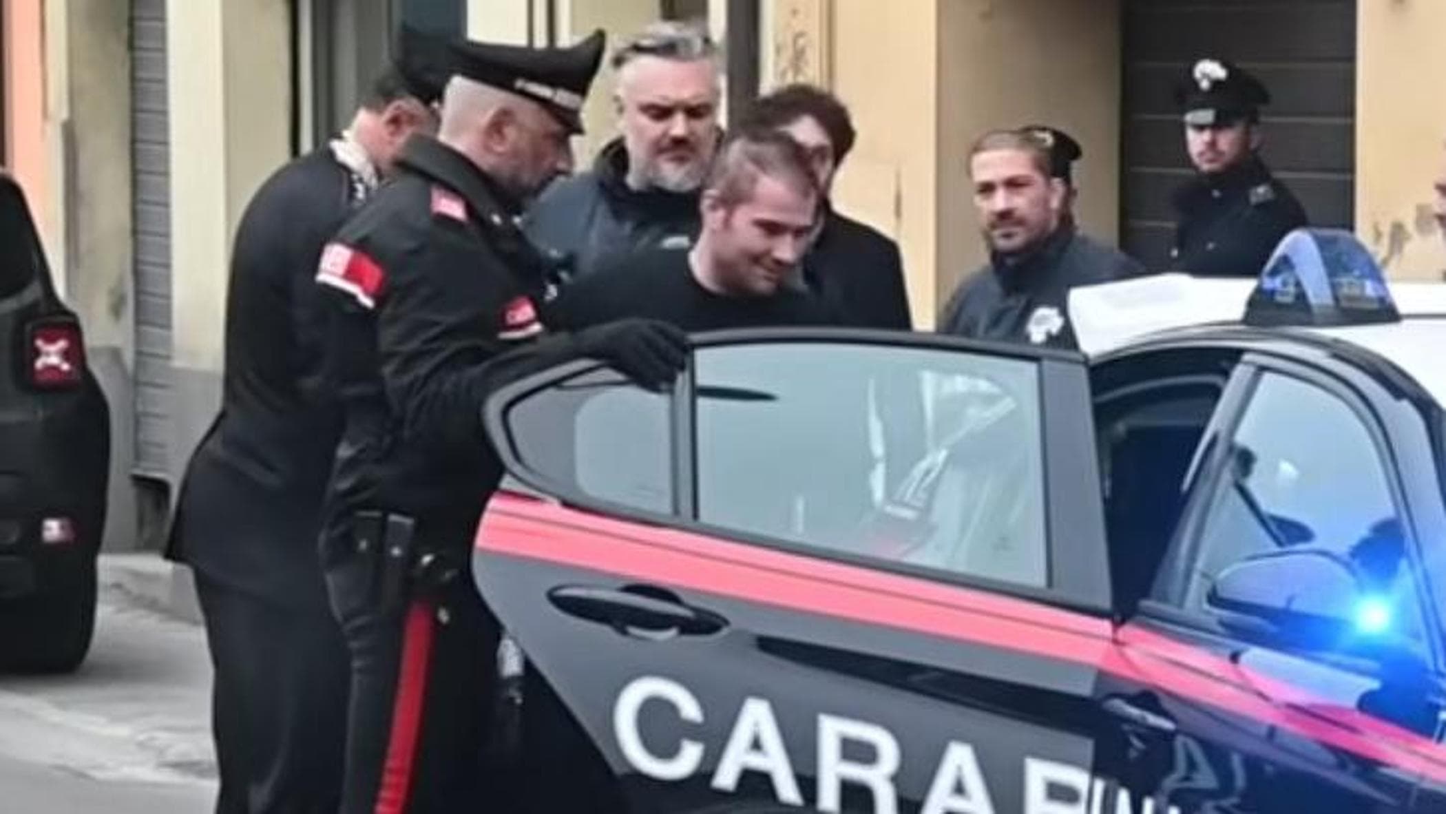 Le frasi shock dell’autista dell’ambulanza: “Io sponsor di viaggi sereni,secchiamo questi vecchi”