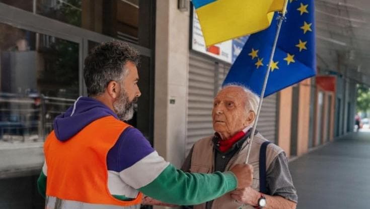 “Studiate la storia, chi canta Bella ciao oggi lo fa per Kiev”