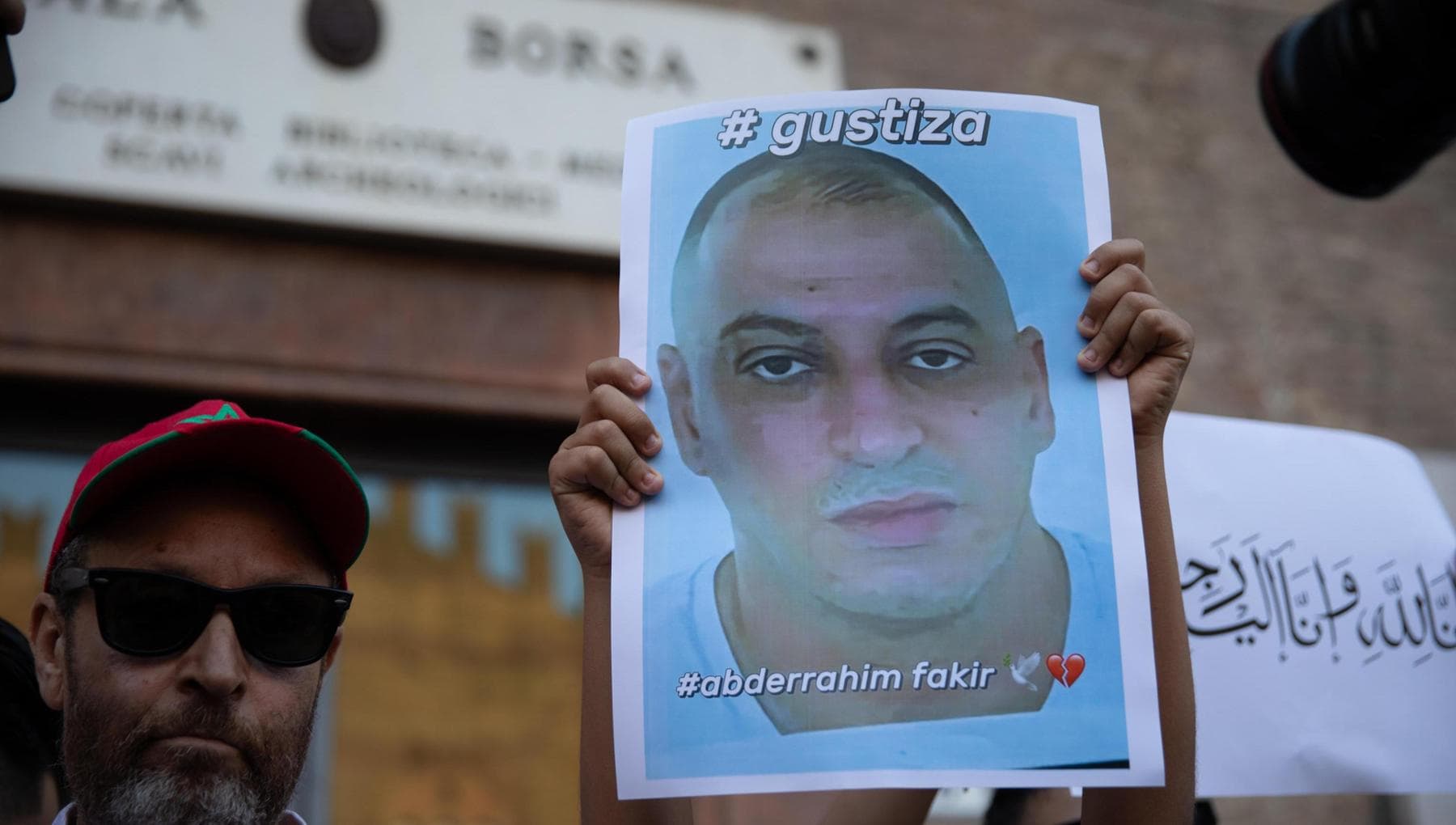 i pm indagano su 118 e procedure per la morte di fakir caccia ad altri video dei residenti da Bologna.repubblica.it i pm indagano su 118 e procedure per la morte di fakir caccia ad altri video dei residenti