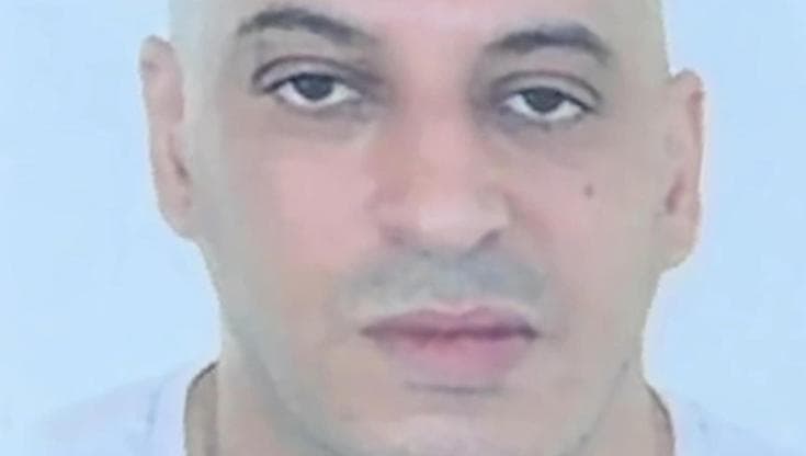 Al Pilastro sopralluogo degli investigatori dov'è morto Abderrahim Fakir