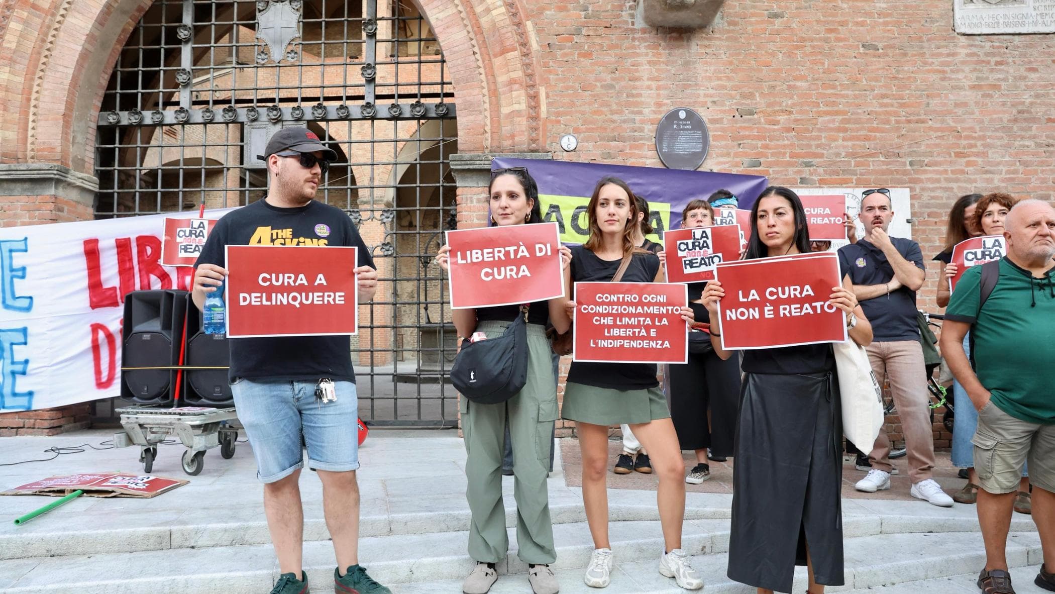 certificati cpr la rabbia di cucchi le mie chat acquisite illegalmente da Bologna.repubblica.it certificati cpr la rabbia di cucchi le mie chat acquisite illegalmente