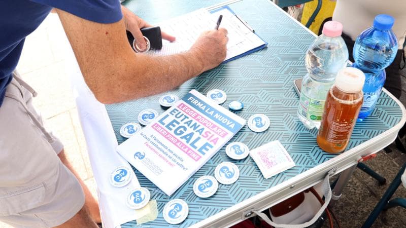 Anteprima: “Fine vita, mia madre ha scelto di smettere di soffrire. Governo punitivo e antistorico”