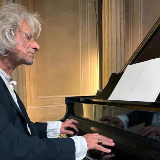 Sport e teatro, la Giornata dei Risvegli  si celebra con De Nigris e Bergonzoni 