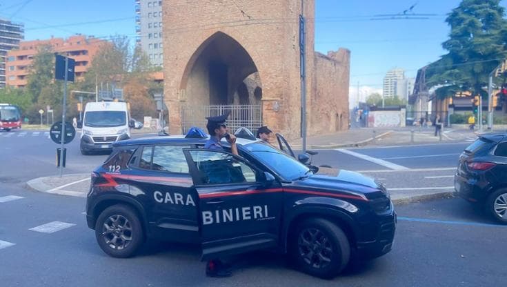 Porta Mascarella, primo arresto per l’aggressione omofoba ai due che camminavano mano nella mano