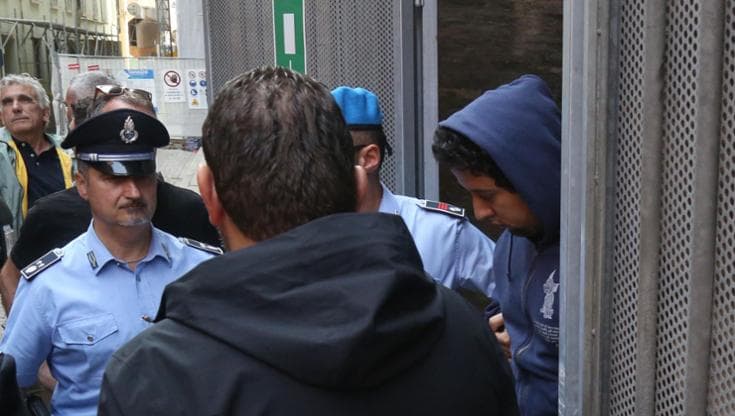 Auto sulla folla a Modena, El Koudri ha tentato il suicidio in carcere