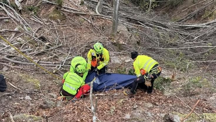 Incidente sul lavoro, muore a 35 anni in Appennino