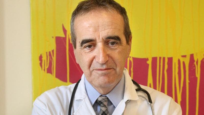 Viale, l’infettivologo va in pensione: “I miei 40 anni in corsia dall’Aids allo tsunami del Covid” 