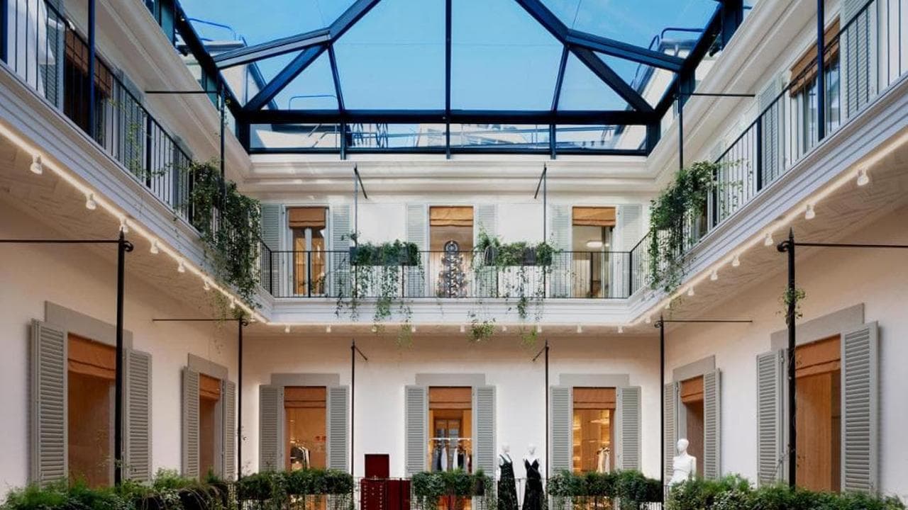 A Place to be a Milano: Louis Vuitton riapre la storica sede e svela la ...