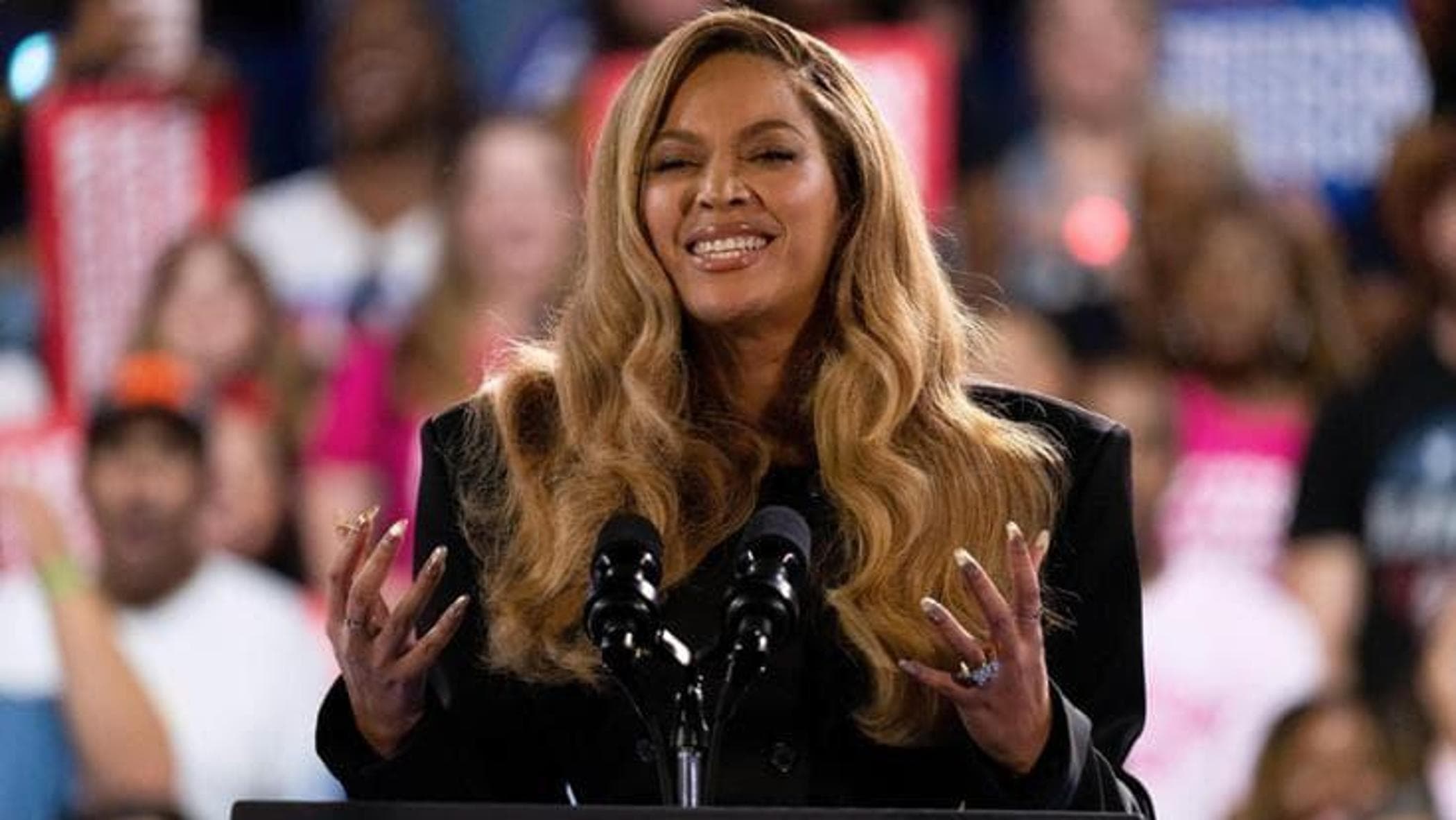 Beyoncé: l’endorsement a Kamala Harris passa per la manicure, con le ...