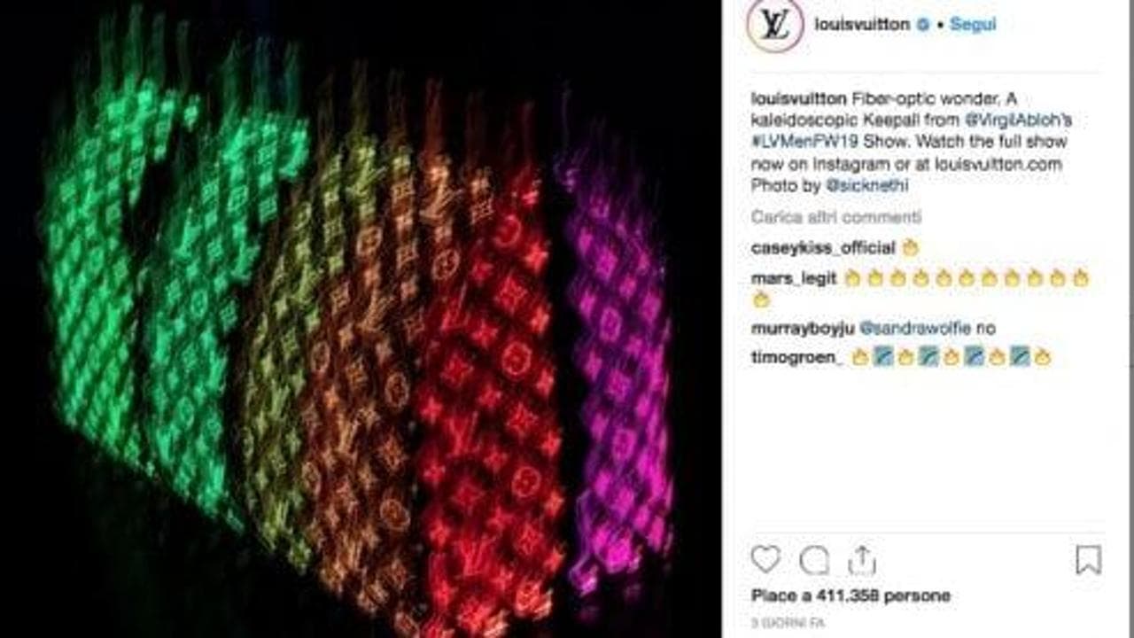 Forniture per feste al neon per festa a bagliore - Italia