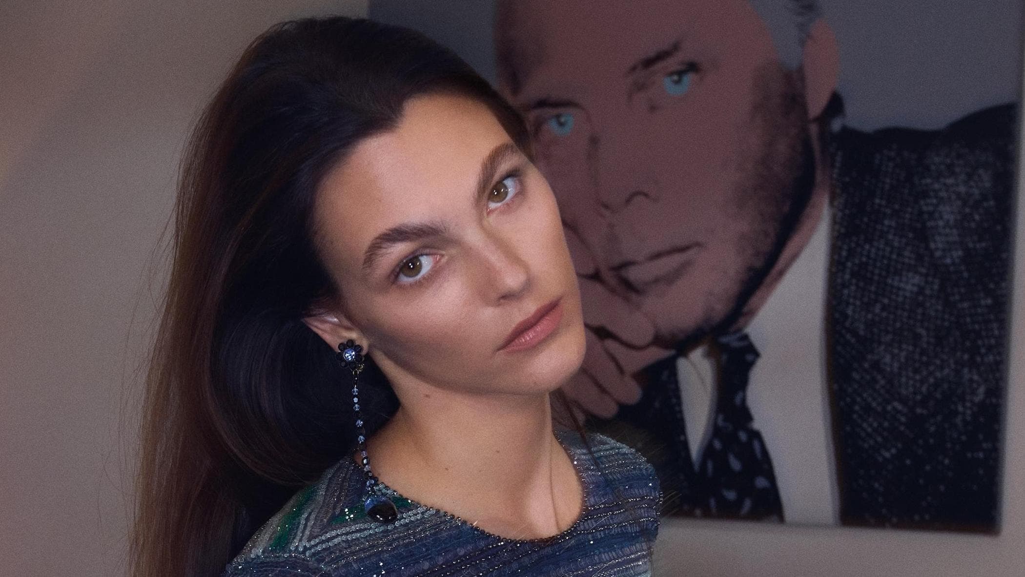 Vittoria Ceretti all’apertura di Milano Cortina: l’omaggio della top model a Giorgio Armani
