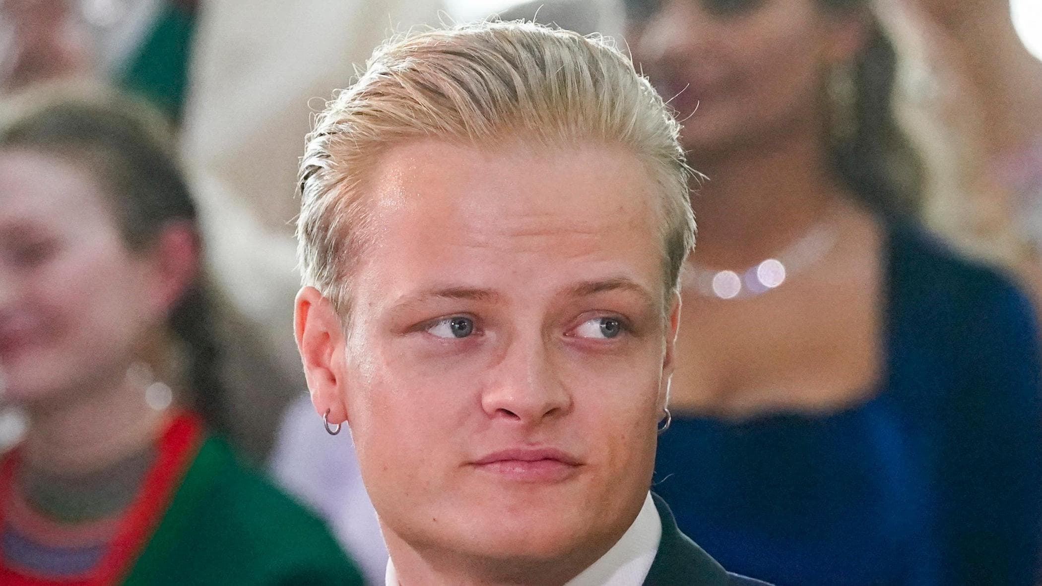 Chiesti 7 anni di carcere per il figlio della principessa norvegese Mette-Marit, Marius Borg Høiby