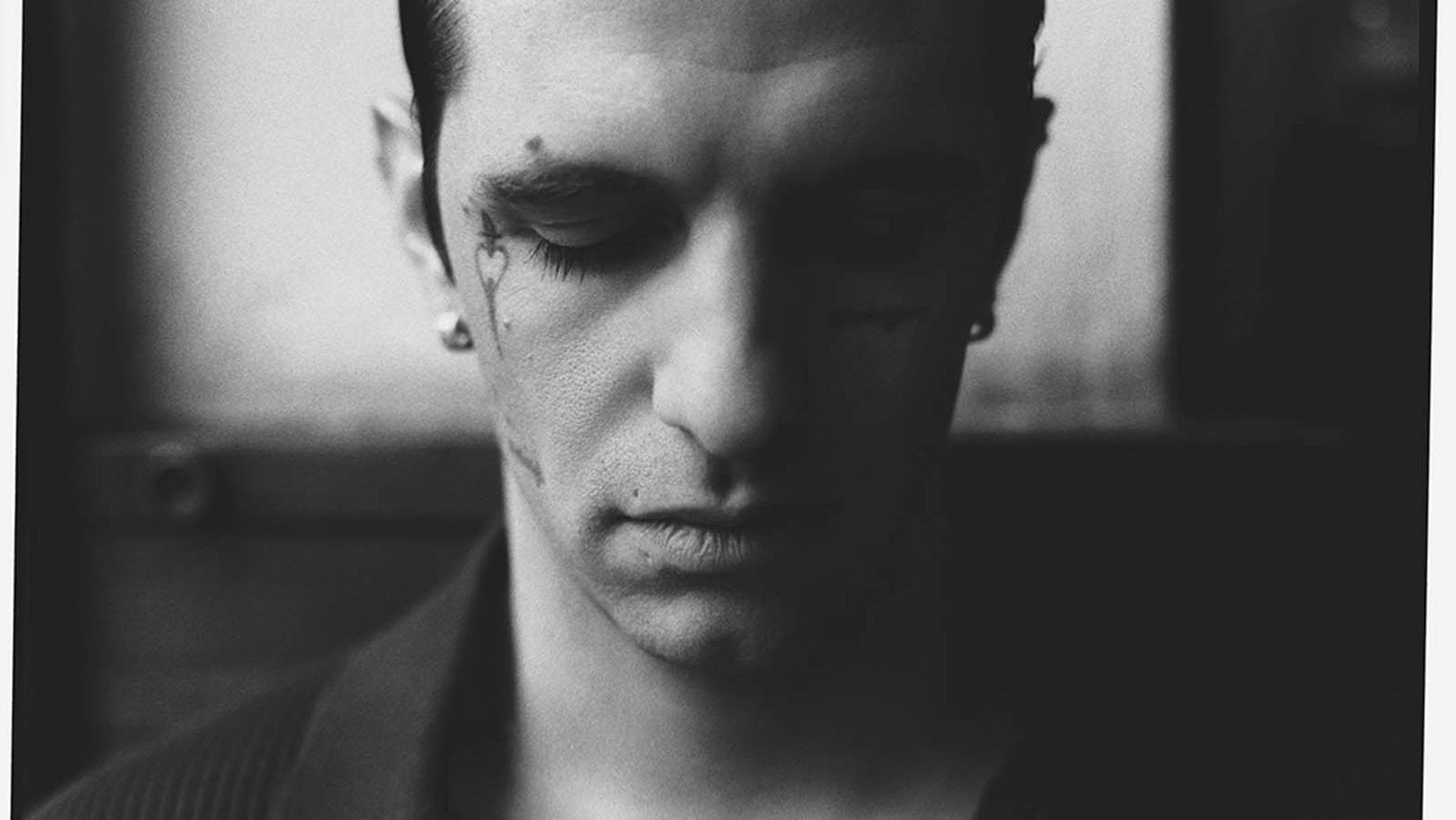 Achille Lauro: “Sono dieci persone diverse nello stesso giorno. E resto a parlare con tutte”