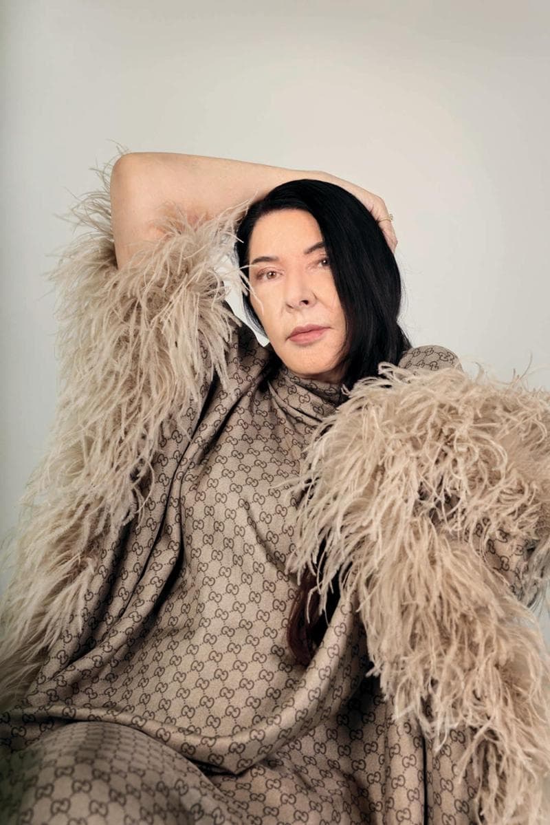 Marina Abramović con un vestido de Gucci. foto Marco Anelli para d