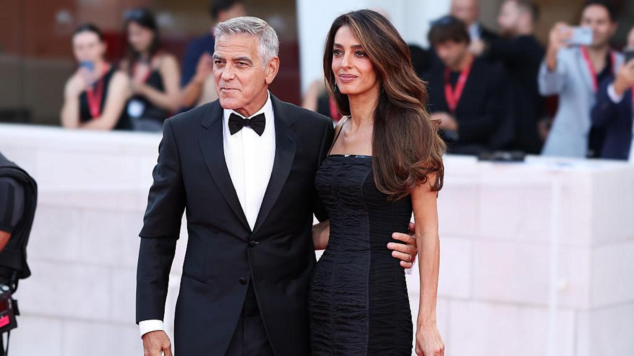Red carpet di Venezia 2026: da Amal e George Clooney a Bianca Balti, le pagelle dei look di oggi