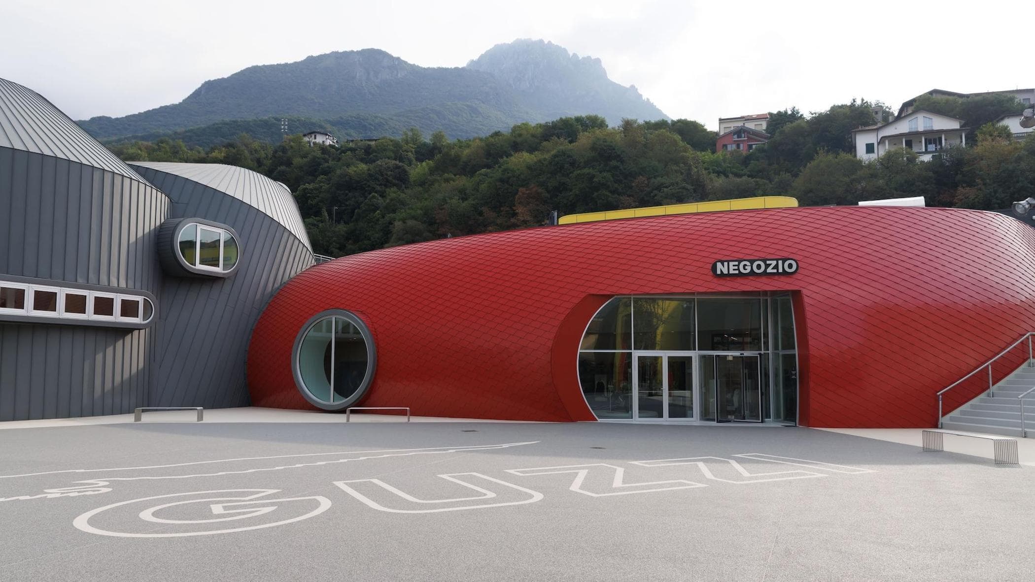 inside moto guzzi8217s new home celebrating its heritage looking to the future da Europe.repubblica.it inside moto guzzi8217s new home celebrating its heritage looking to the future