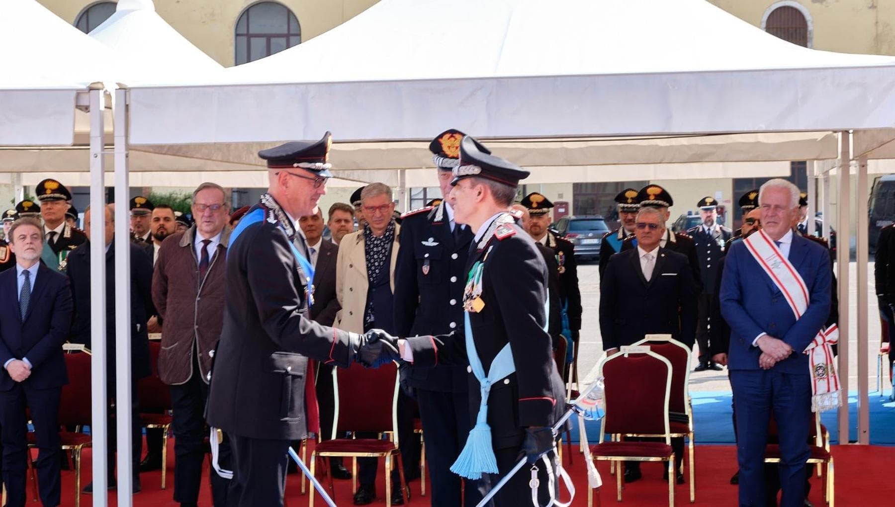 Generale Lorenzo Falferi Comando Legione Carabinieri Toscana La generale-lorenzo-falferi-comando-legione-carabinieri-toscana-la