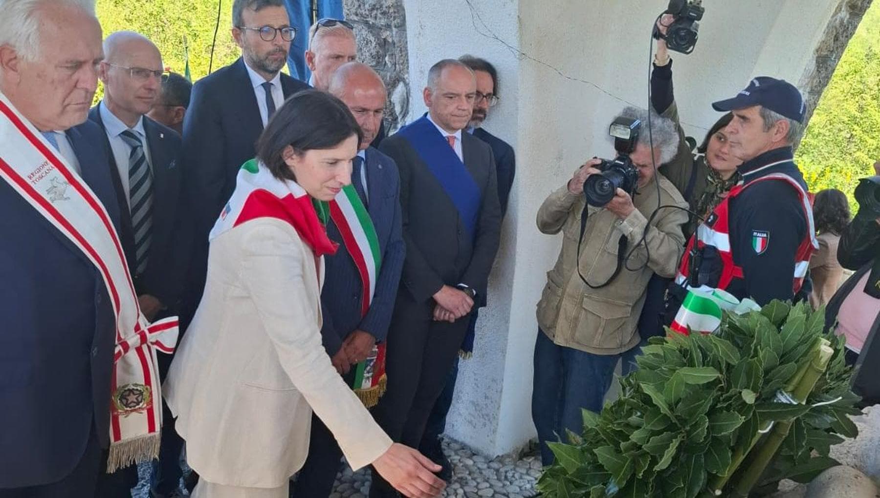 Schlein a Sant’Anna di Stazzema: “Il nostro compito è realizzare la Costituzione”