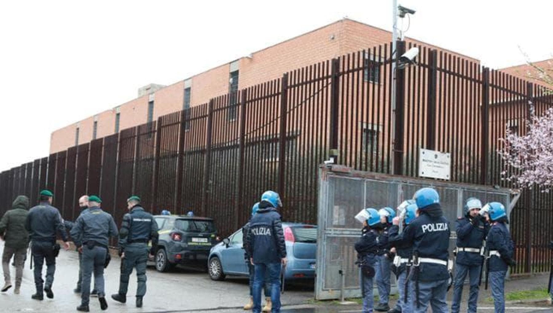 Denuncia pestaggio, muore in cella poche ore prima dell’interrogatorio