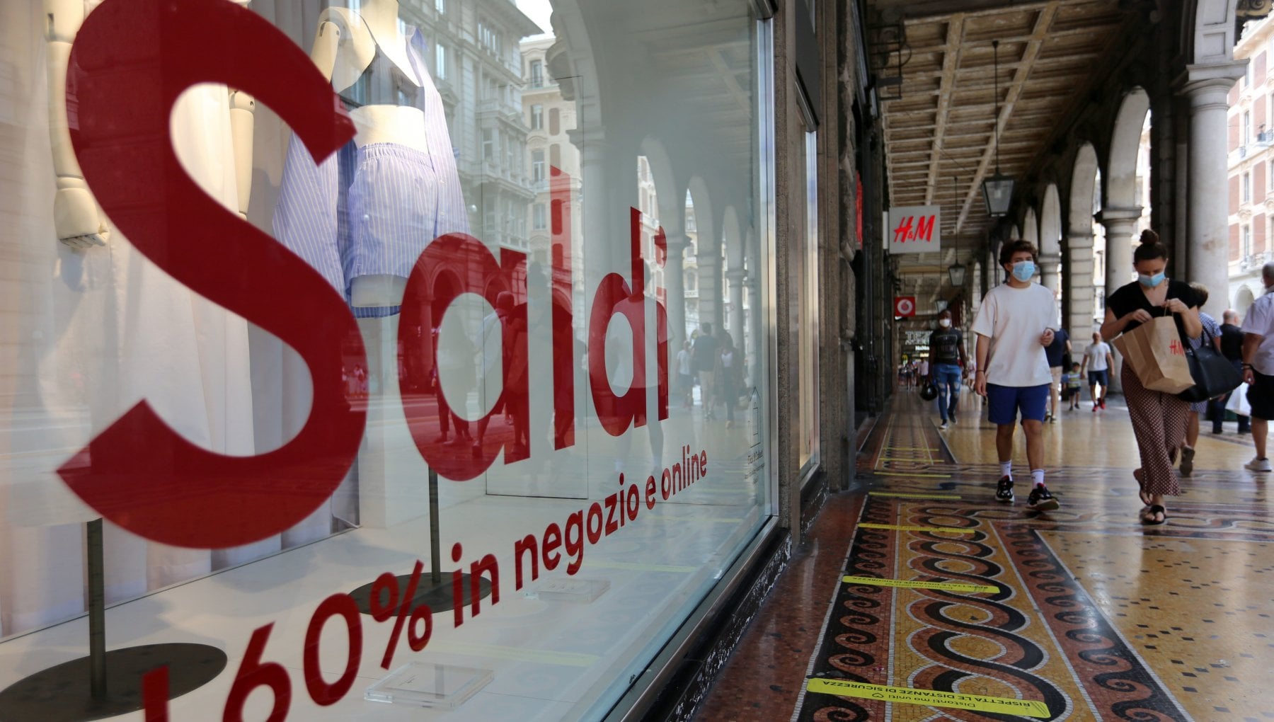 Genova Parcheggi Blu Gratis Nei Prossimi Due Weekend Per I Saldi La 