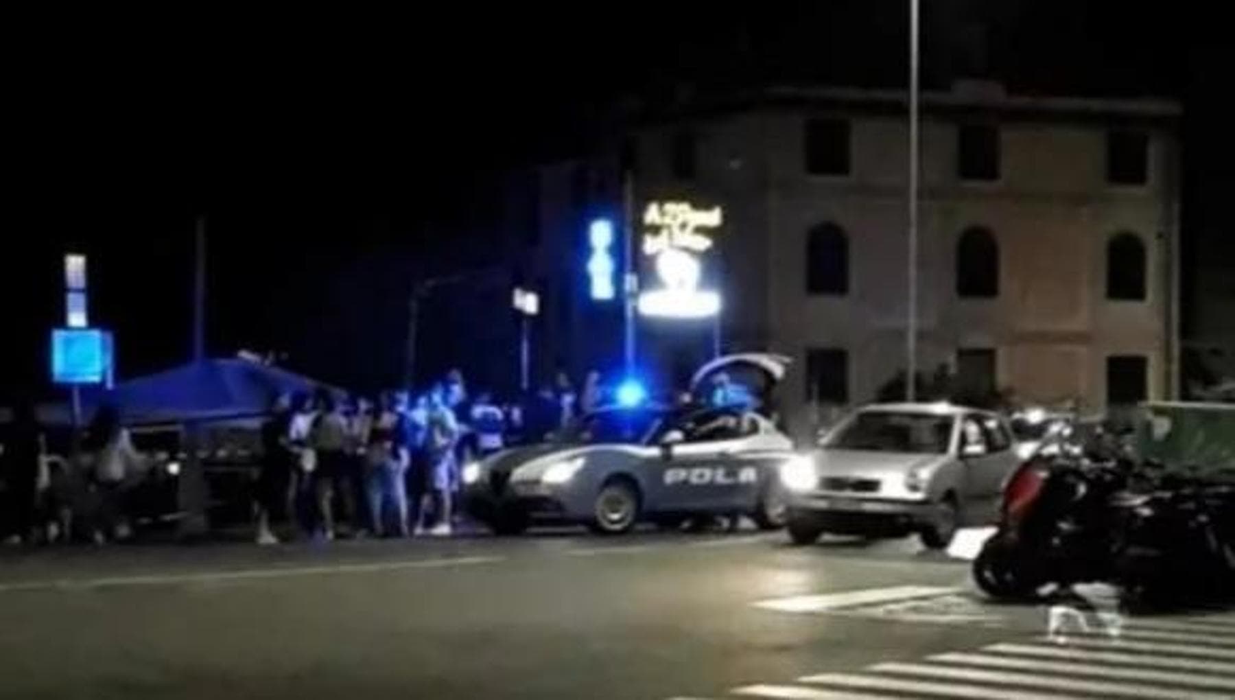 Today's news: massive brawl in Genoa and electricity alert in Turin