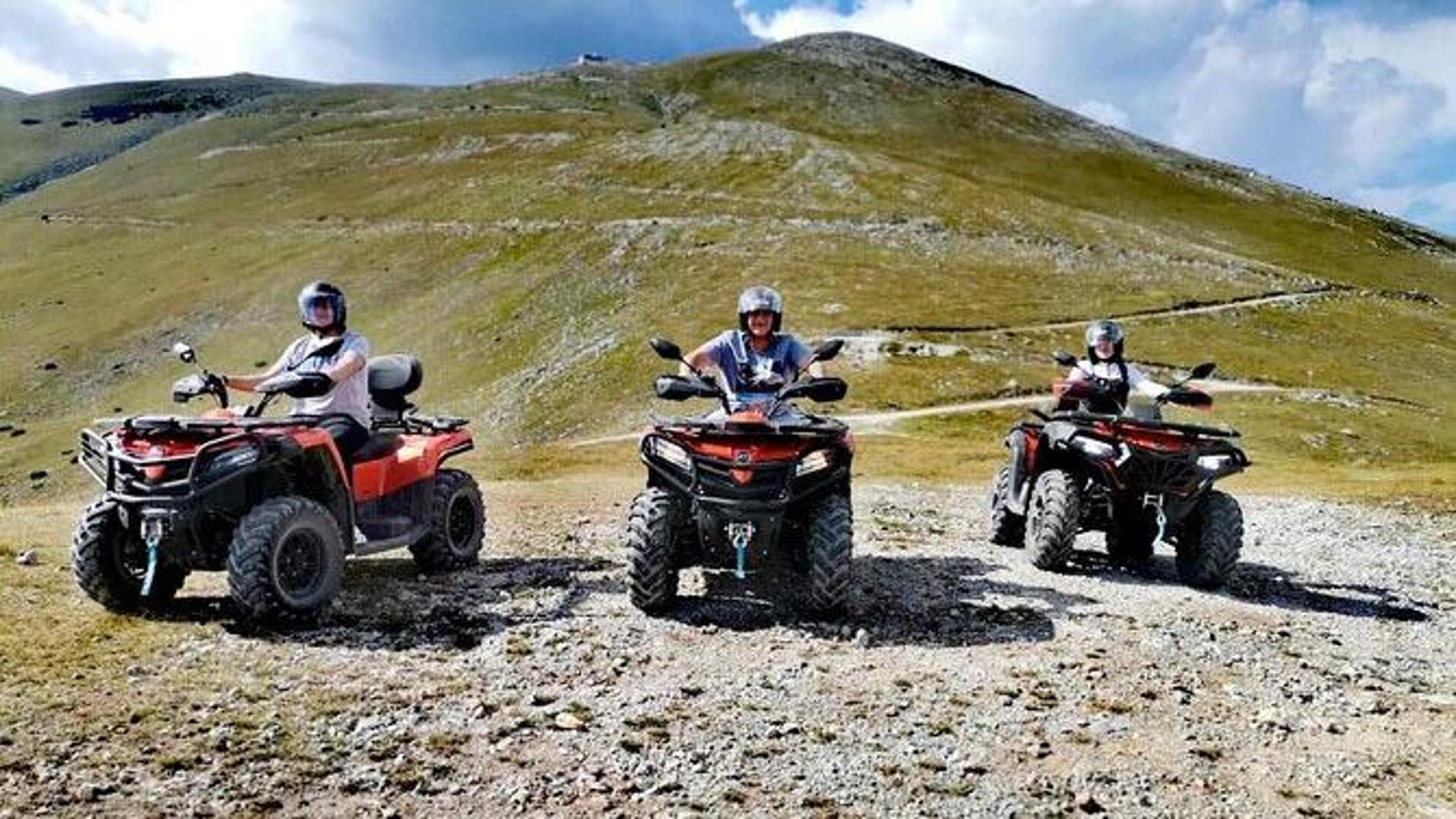quad precipita sui monti nell imperiese tre morti sarebbero turisti francesi da Genova.repubblica.it quad precipita sui monti nell imperiese tre morti sarebbero turisti francesi