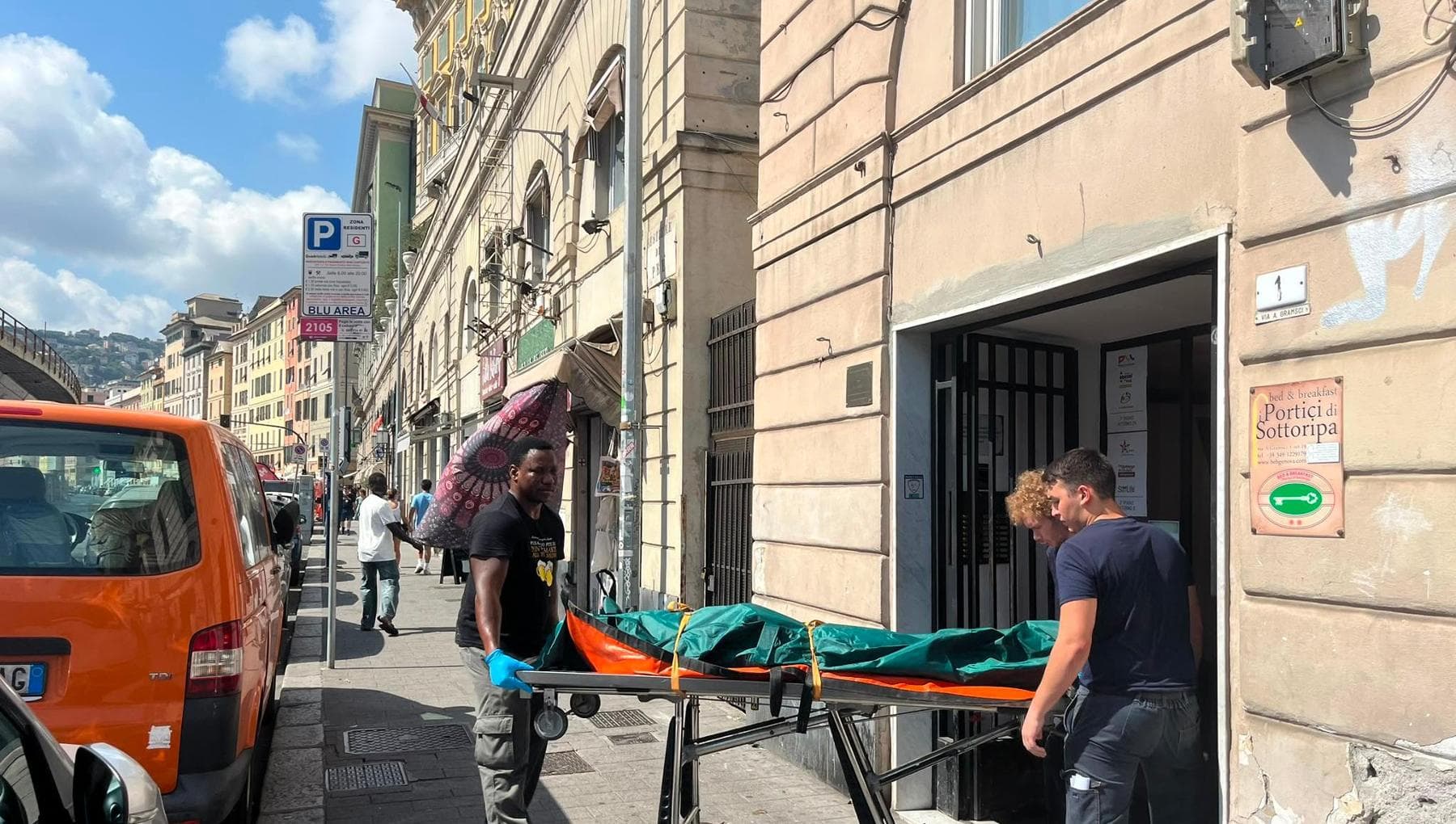 Francese di 24 anni muore nel sonno. A Genova in stage Erasmus, ieri sera era stato a una festa