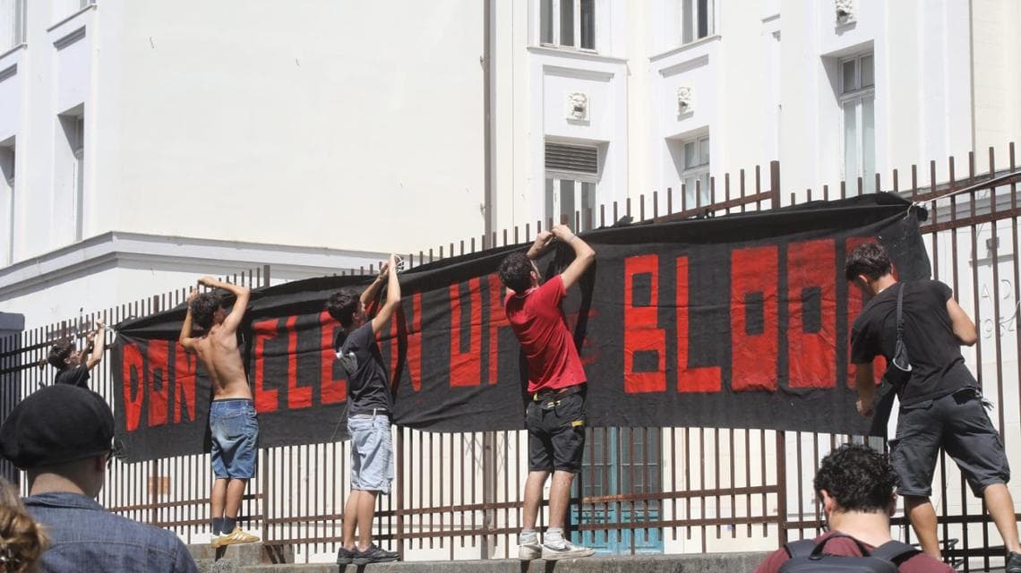 Dalla scuola Diaz ad Alimonda al Ducale, il corteo “Nessun rimorso” per i 25 anni del G8 2001