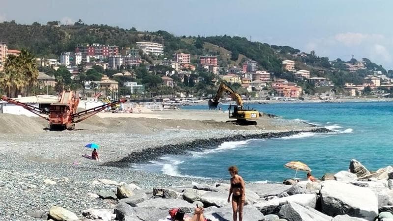 Anteprima: Il biologo Wurtz: “Tra ripascimenti e diga, il Mar Ligure bollente e desertificato è colp…