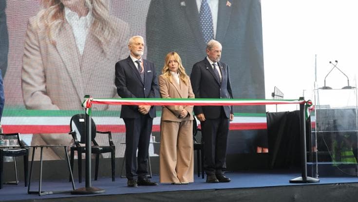 Salone Nautico, al taglio del nastro solo Meloni e Bucci, esclusa Salis. E la premier le telefona