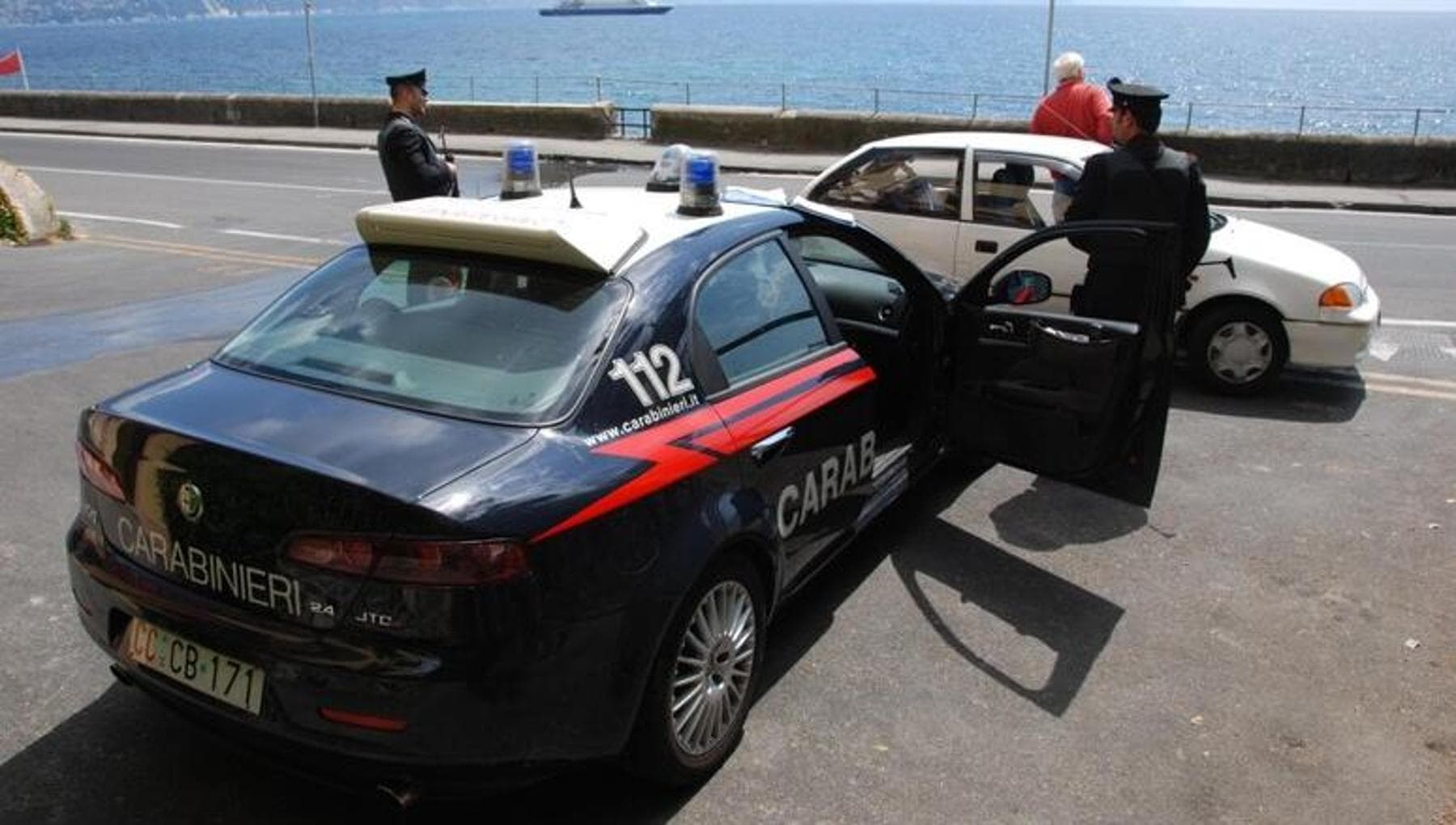 ragazzino cosparge di benzina e d224 fuoco a un clochard a sanremo da Genova.repubblica.it ragazzino cosparge di benzina e d224 fuoco a un clochard a sanremo