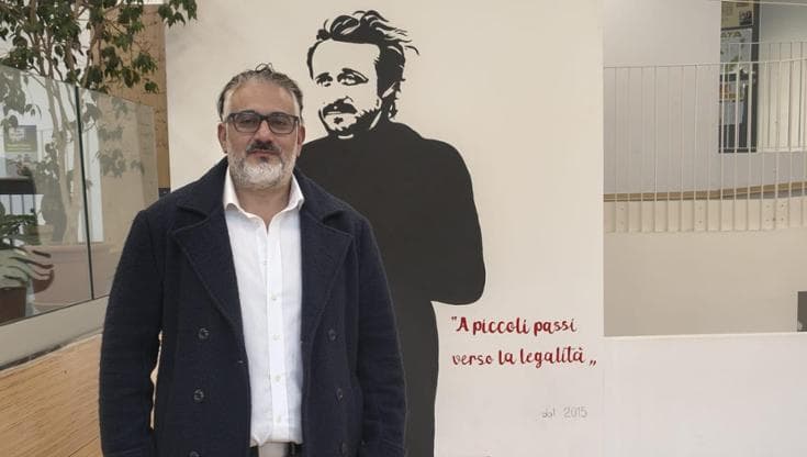 Il preside: “L’assalto alla scuola disinnescato in 48 ore con la psicologa in classe e il dialogo”