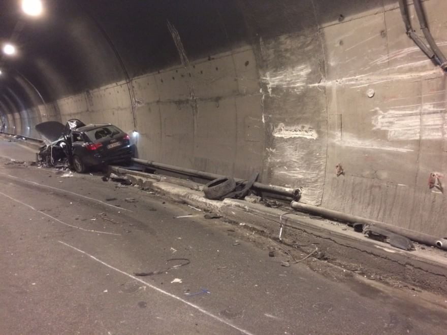 Brescia, incidente in galleria: due morti e tre feriti gravi - la ...