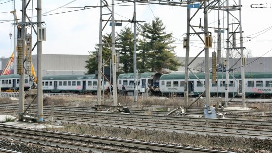 Pendolari Guasto A Uno Scambio Alla Stazione Di Pioltello Ritardi 