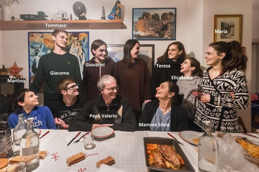 Silvia Rossi Storia Di Una Famiglia Perbene